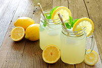 mint lemonade with honey 537228258