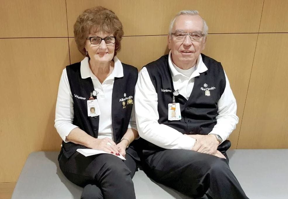 230216_VolunteersMarry