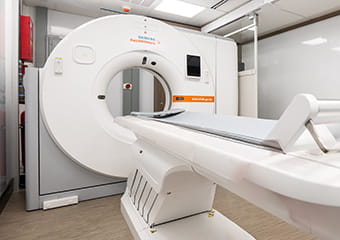 Scanning equipment on the Lung Screening Truck