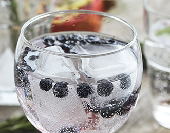 sparkling drink with blueberries