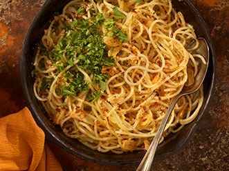 spaghetti with beans and fennel recipe
