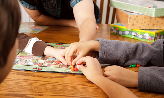 playing games as a family is one way to feel more connected