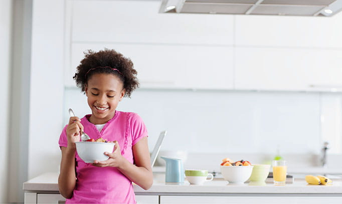 girleating 83402685 682x408