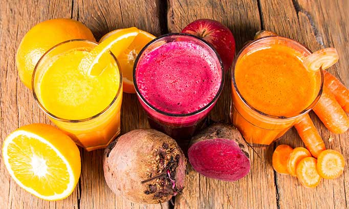Glasses of fruit and vegetable juices that boost immunity