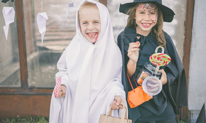 safehalloween stocksy small 95268 682x408