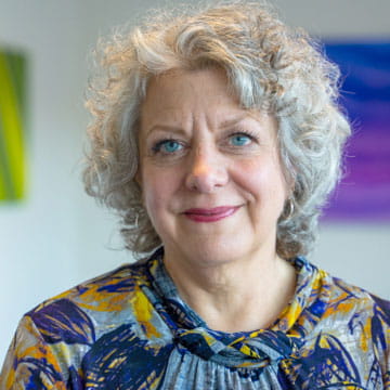 Allina Health cancer patient Denice gives her testimonial