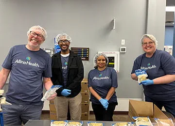 Allina team members at a volunteer event