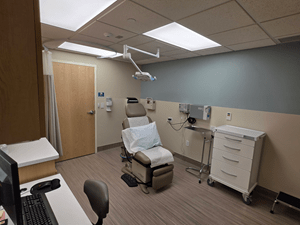 CoonRapidsDermatologyroomsize300