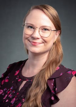 newWeb_Size_Social-Salvador_Nicole